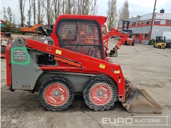 Mini homlokrakodó 2019 Bobcat S450: 5 kép. Mini homlokrakodó 2019 Bobcat S450: 5 kép.