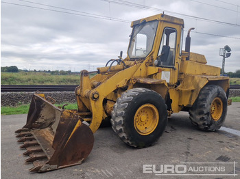 Gumikerekes homlokrakodó MASSEY FERGUSON