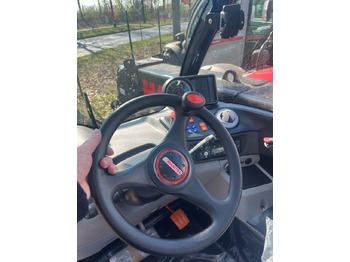 Teleszkópos rakodó MANITOU