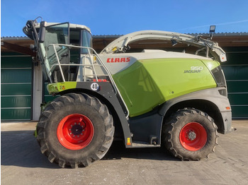 Betakarító gép CLAAS Jaguar 950