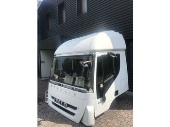 Fülke és belső tér - Teherautó Iveco Stralis AT Cube: 4 kép.