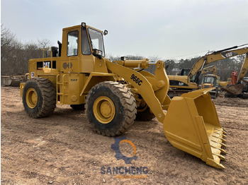 Gumikerekes homlokrakodó CATERPILLAR 966C