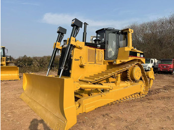Buldózer CATERPILLAR D8R