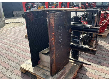 Bálafogó - Anyagmozgató gép Cascade UEC-07-2003 R0, Kartonklammer: 5 kép.