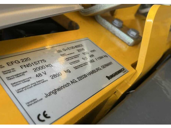 Elektromos targonca Jungheinrich EFG220: 4 kép.