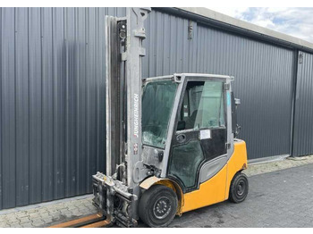 Gázüzemű targonca JUNGHEINRICH TFG 425