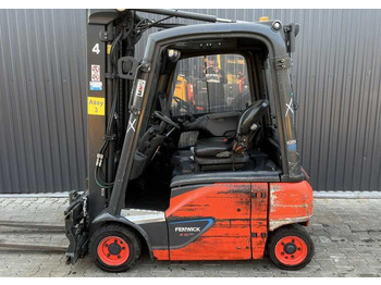 Elektromos targonca Linde E16P-02: 2 kép. Elektromos targonca Linde E16P-02: 2 kép.