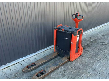 Kézi raklapemelő LINDE T16