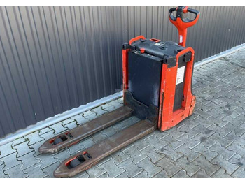 Kézi raklapemelő LINDE T16