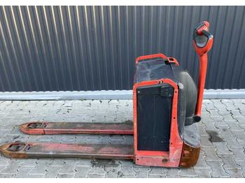 Kézi raklapemelő LINDE T20