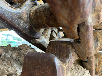 Lánctalp Liebherr R954CHD Li: 5 kép. Lánctalp Liebherr R954CHD Li: 5 kép.