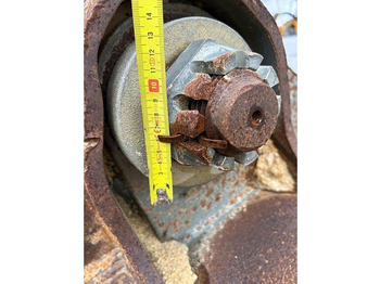 Kotró kanál Liebherr SW77 - R954CHD Li: 4 kép.