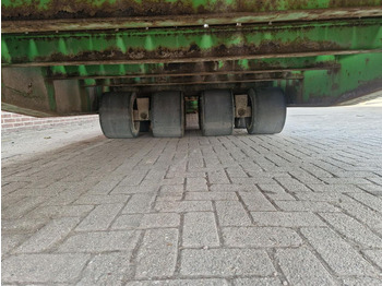 Félpótkocsi Zwaartransportwagen 80 ton: 5 kép. Félpótkocsi Zwaartransportwagen 80 ton: 5 kép.