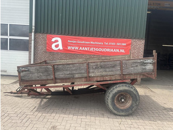 Pótkocsi billenőplatós