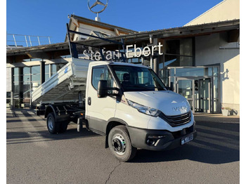 Billenőplatós kisteherautó IVECO Daily 70c18