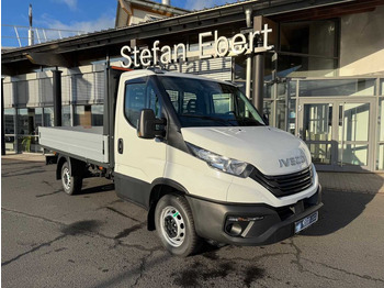 Platós kisteherautó IVECO Daily 35s14