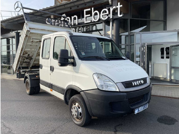 Billenőplatós kisteherautó IVECO Daily