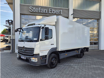 Dobozos felépítményű teherautó MERCEDES-BENZ Atego 1524