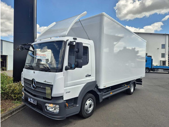 Új Dobozos felépítményű teherautó Mercedes-Benz Atego 818 L Koffer, 3 Stück vorhanden: 2 kép. Új Dobozos felépítményű teherautó Mercedes-Benz Atego 818 L Koffer, 3 Stück vorhanden: 2 kép.