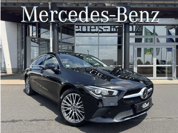 Autó MERCEDES-BENZ