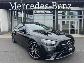 Szedán MERCEDES-BENZ