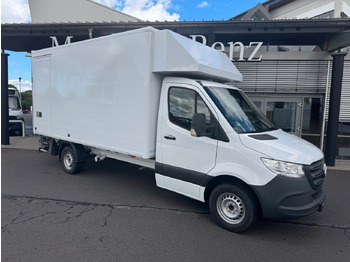 Dobozos kisteherautó MERCEDES-BENZ Sprinter 317