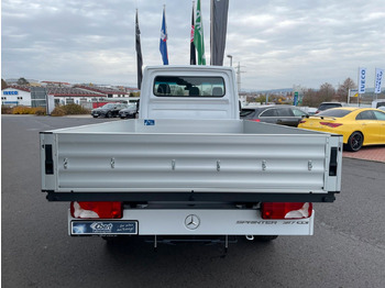 Ponyvás kisteherautó Mercedes-Benz Sprinter 317 CDI 9G 3665 Klima: 4 kép. Ponyvás kisteherautó Mercedes-Benz Sprinter 317 CDI 9G 3665 Klima: 4 kép.