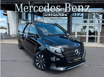 Kisbusz MERCEDES-BENZ