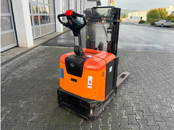 Toyota SPE 125 L / nur 382h ! / Hochhubwagen /  3.350mm lízing Toyota SPE 125 L / nur 382h ! / Hochhubwagen /  3.350mm: 4 kép.