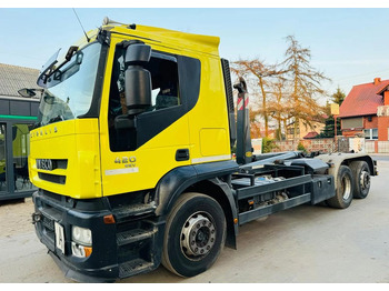 Horgos rakodó teherautó IVECO Stralis