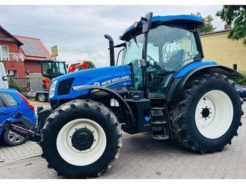 Traktor NEW HOLLAND T6.175