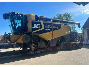 Kombájn Claas Cat Lexion 570: 3 kép. Kombájn Claas Cat Lexion 570: 3 kép.
