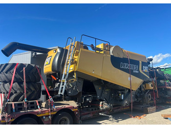 Kombájn Claas Cat Lexion 570: 2 kép. Kombájn Claas Cat Lexion 570: 2 kép.