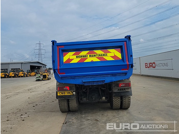 Billenőplatós teherautó 2018 Scania P410: 4 kép.