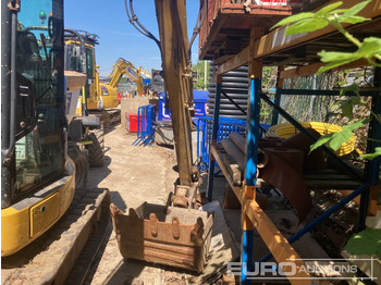 Minikotró 2020 Komatsu PC55MR-5E0: 5 kép.