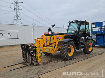 Teleszkópos rakodó JCB