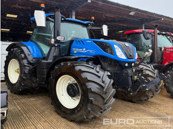 Traktor NEW HOLLAND T7