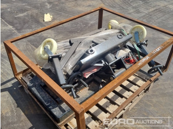 Adapterek - Kotrógép Hydraulic Topper to suit Mini Skidsteer Loader: 4 kép.