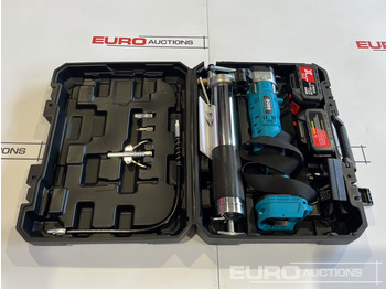 Építőipari berendezések Boss 21 Volt Lithium Battery Cordless Grease Gun, 2 Batteries, Charger, Case, Shoulder Strap, Extension Pieces and Fittings: 2 kép.