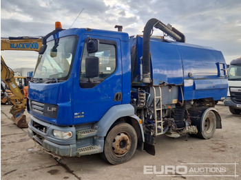 Utcaseprő gép DAF LF 55
