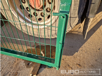 Mezőgazdasági gépek 4m x 2.3m Heavy Duty Galvanized Powder Coated Gate (2 of), 100mm x 100mm Post (2 of), Assembly Kit (Green): 5 kép.
