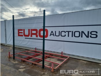 Mezőgazdasági gépek Unused Galvanised & Powder Coated Heavy Duty (5mm) Wire Mesh Fencing, 25 x H2.4m x W2.2m Panels, 26 x 60mm x 60mm x3m Posts, with Fittings (Green): 3 kép.