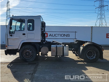 Nyergesvontató 1997 Volvo FL10: 2 kép.