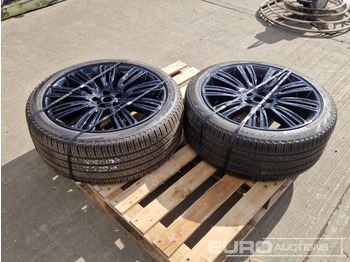 Gumiabroncs Pirelli 275/40 R22 Tyre & Rim (2 of): 4 kép.