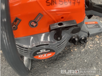Garázs felszerelés Unused Daewoo DACS3816 37cc 16" Petrol Chainsaw (4 of): 5 kép. Garázs felszerelés Unused Daewoo DACS3816 37cc 16" Petrol Chainsaw (4 of): 5 kép.