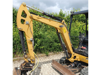 Minikotró Caterpillar 301.7 D: 5 kép.