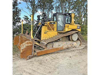 Buldózer CATERPILLAR D6T