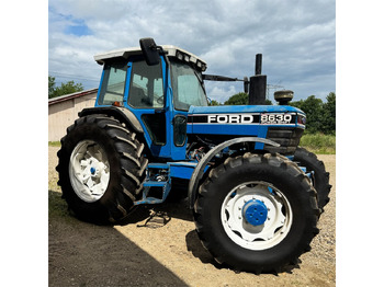 Traktor Ford 8630: 5 kép.
