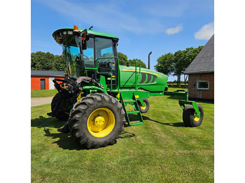 Betakarító gép JOHN DEERE W Series