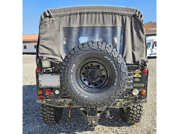 Terepjáró/ SUV Land Rover Defender 90: 5 kép. Terepjáró/ SUV Land Rover Defender 90: 5 kép.